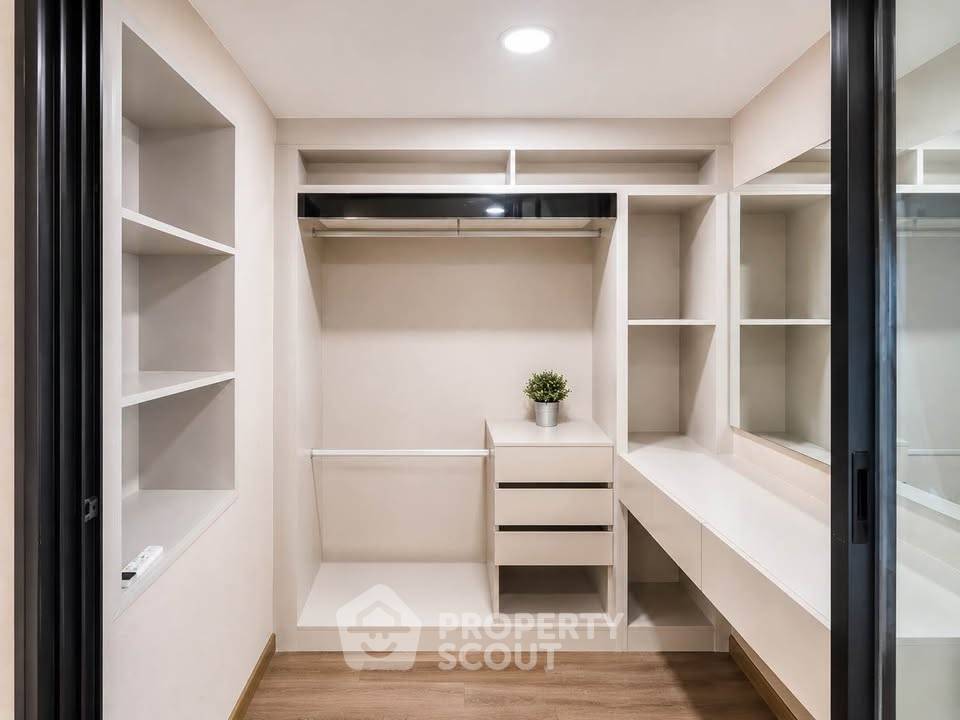 รูป ชั้น 17 ห้องชุด 1 ห้องนอน KnightsBridge Space Rama 9 ใกล้ MRT พระราม 9 (ID 3219591) - รูปที่ 4/8