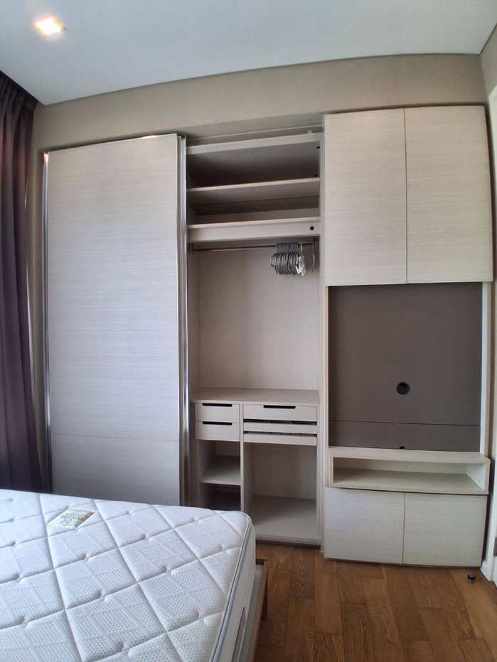รูป คอนโดThe saint residence 30ตรม ใกล้mrt พหล300ม. มีเครื่องซักผ้า Google smart TV โซฟาเบดขนาดใหญ่ปรับนอนได้   - รูปที่ 3/13