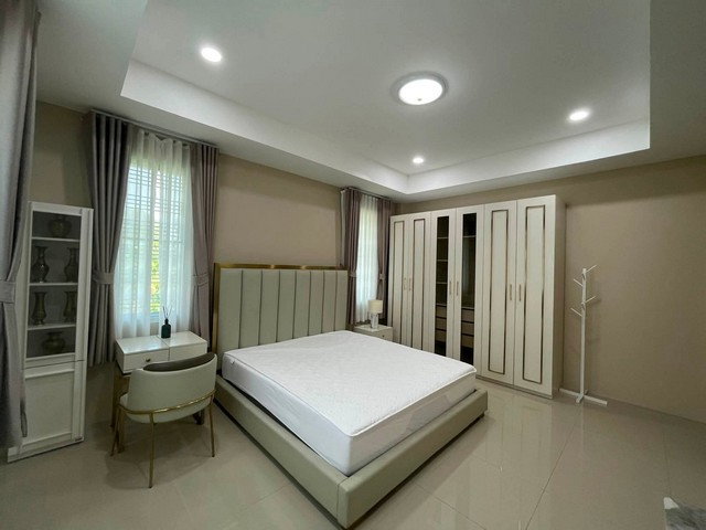 รูป บ้านเช่าหรู บ้านเดี่ยวหลังใหญ่แปลงมุม 1ไร่ อยู่ถนน สุขาภิบาล5 เพิ่มสิน ใกล้ทางด่วนทางพิเศษฉลองรัช - รูปที่ 18/20