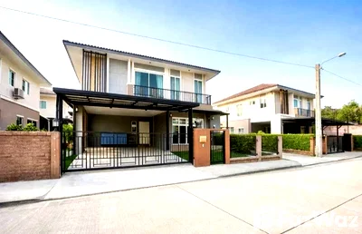 บ้านเดี่ยว วิทยาลัยดุสิตธานี : ขาย บ้านเดี่ยว 4 ห้องนอน ในโครงการ ภัสสร เพรสทีจ ลุกซ์ พัฒนาการ 6698295