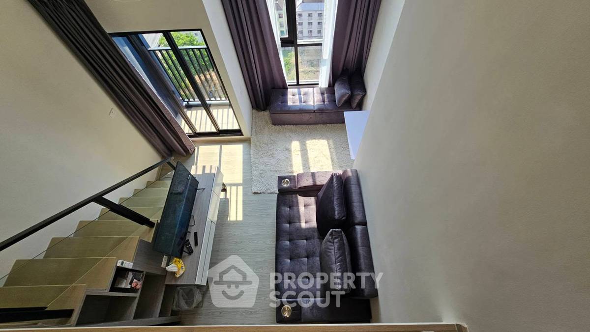 picture 1-BR Origin Plug & Play Ramkhamhaeng Triple Station Condo (ID 3217452) - 4/10