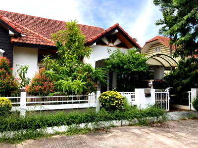 Houses for sale King Power Pattaya Complex : Single house for sale in Mike Orchid Villa, Pattaya, Bang Lamung, Chonburi.
