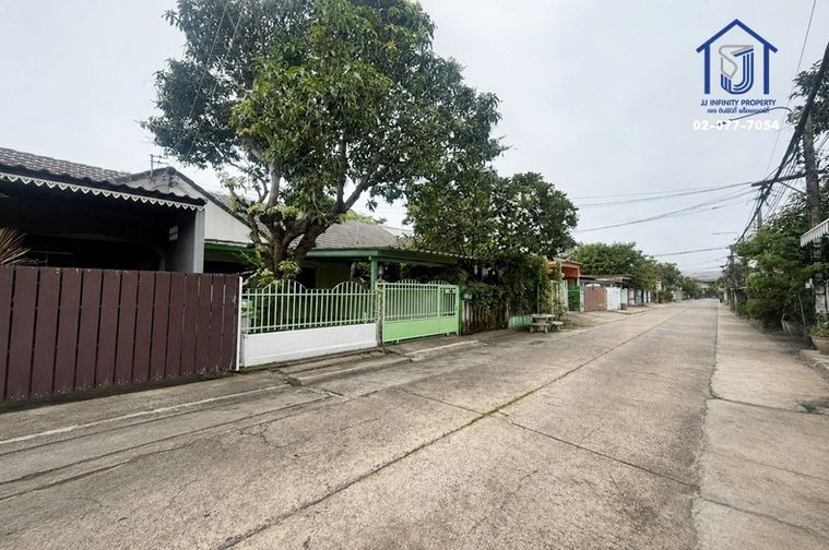 2-bed townhouse for sale, 90 sqm, 30 sq wah, Tho Rung Soi Nawamin 111