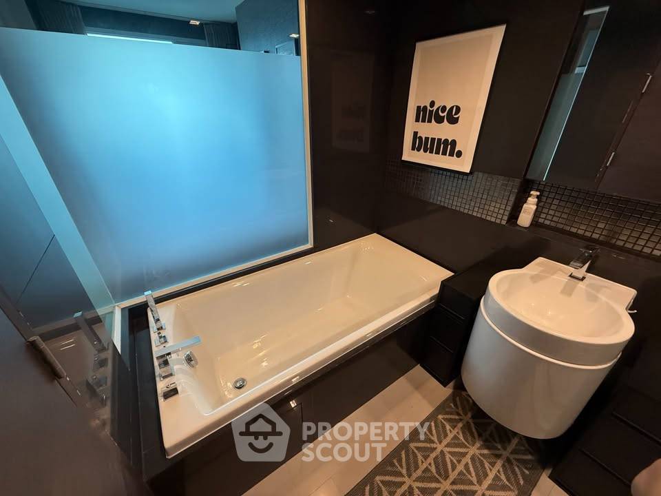 รูป คอนโด 1 ห้องนอน ชั้น 29 โครงการ Rhythm Sathorn ใกล้ BTS สะพานตากสิน (ID 3219881) - รูปที่ 3/14