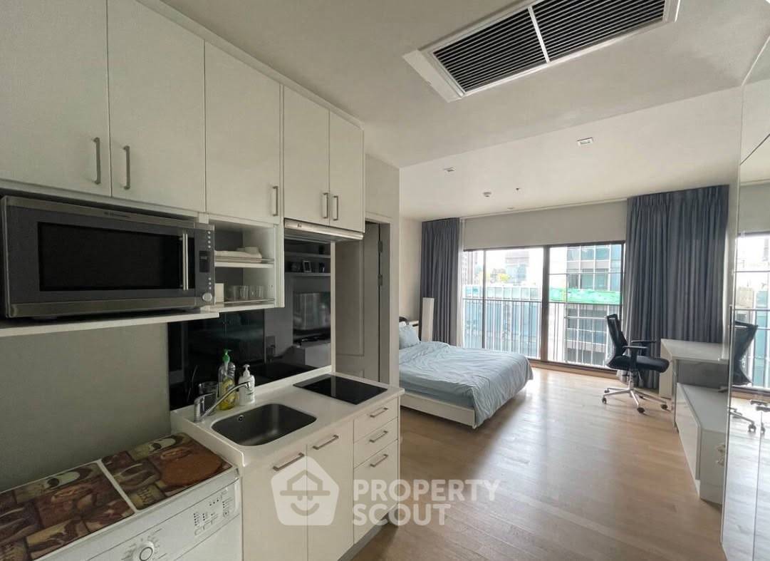 รูป ใกล้ BTS Phrom Phong เพียง 200 ม. | 1 ห้องนอน Noble Refine Prompong (ID 3217132) - รูปที่ 3/8