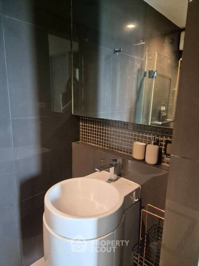 รูป คอนโดหนึ่งห้องนอน ชั้น 28 RHYTHM Phahon-Ari ใกล้ BTS สะพานควาย (ID 2947027) - รูปที่ 3/10