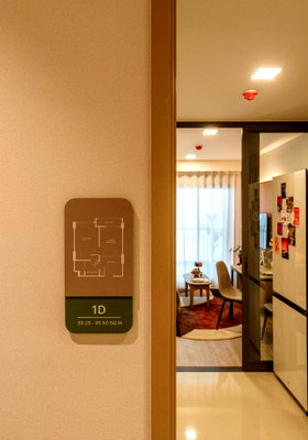 Condos for sale : For sale The base ratchada19 1 bed room fully furnished start 3.49 MB Pet welcome