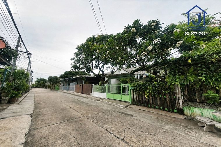 2-bed townhouse for sale, 90 sqm, 30 sq wah, Tho Rung Soi Nawamin 111