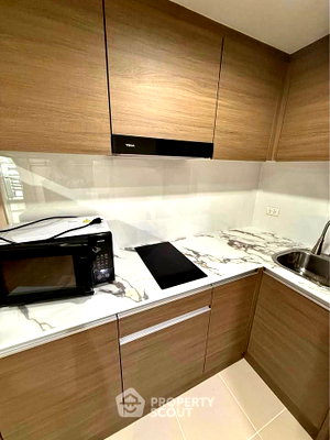 คอนโดให้เช่า : คอนโด 1 ห้องนอน Belle Grand Rama 9 ใกล้ MRT พระราม 9 (ID 3220681)