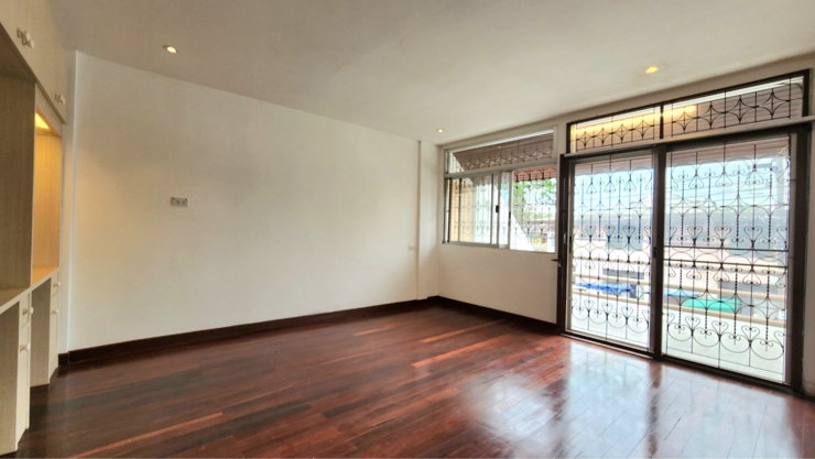 รูป ขายบ้าน townhouse 3 ชั้น ซอยแจ้งวัฒนะ14 หมู่บ้านพงษ์เพชรเคหะ - รูปที่ 14/27