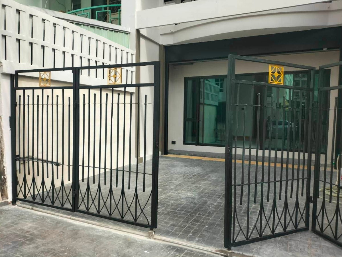 ให้เช่า ทาวโฮม ศรีนครินทร์ GH647