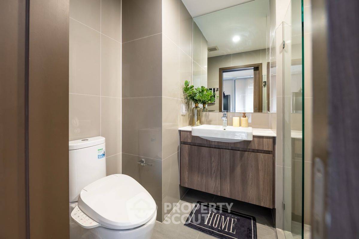 รูป คอนโดชั้น 23 ห้องนอน 1 ห้อง Ideo Mobi Asoke ห่าง MRT เพชรบุรี 200 เมตร (ID 2141094) - รูปที่ 12/16