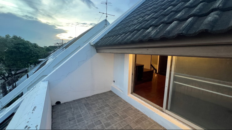 รูป ขายบ้าน townhouse 3 ชั้น ซอยแจ้งวัฒนะ14 หมู่บ้านพงษ์เพชรเคหะ - รูปที่ 26/27