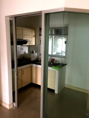 Townhouses for rent Sripatum University : 3-story townhome for rent on Vibhavadi Rangsit Road, near Lak Si area