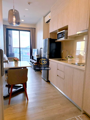 Condos for rent : A luxury Japanese-style condo! For rent Keen Centre Sriracha, 35 sq.m., 11th floor, with bathtub + cleaning service. 