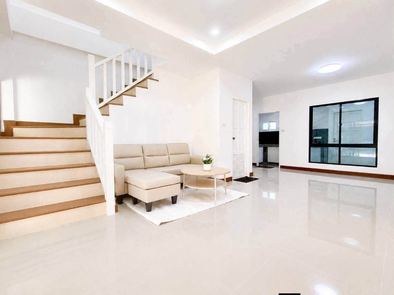 Townhouses for sale : ⭐✨RH-160 Townhouse for Sale – Living Park Rama 5 ✨⭐