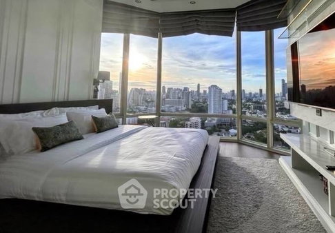คอนโด 2 ห้องนอน 112 ตร.ม. Royce Private Residences ใกล้ MRT สุขุมวิท (ID 3214145)
