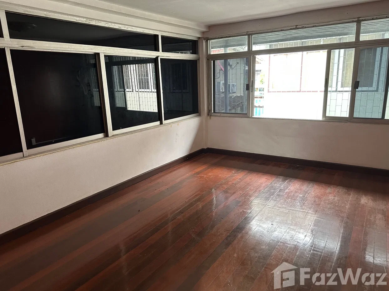 รูป บ้านเดี่ยวให้เช่า 5 ห้องนอน ใน สวนหลวง, กรุงเทพมหานคร 6597823 - รูปที่ 3/6