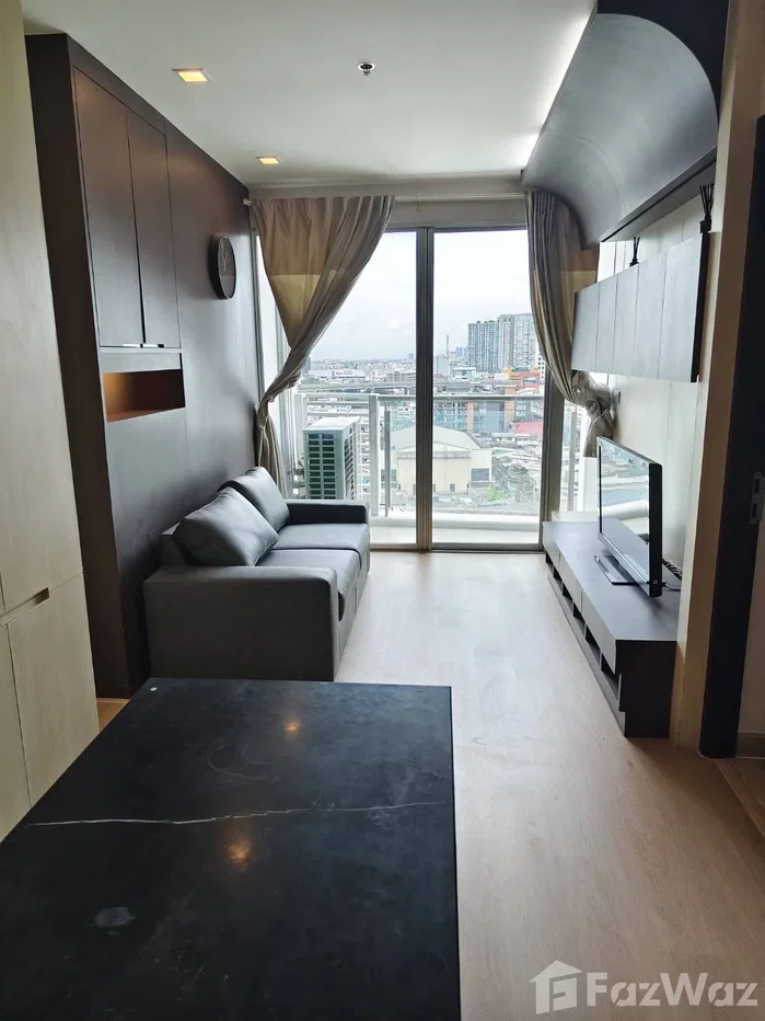รูป คอนโดให้เช่า 2 ห้องนอน ในโครงการ สกาย วอล์ค เรสซิเดนซ์ 6695236 - รูปที่ 1/14