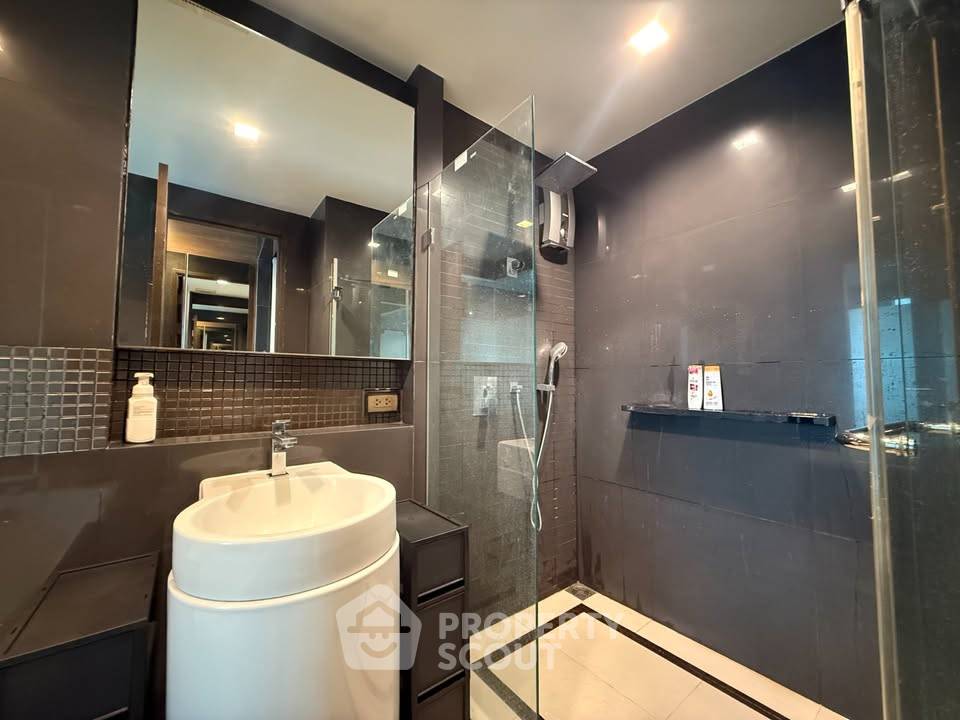 รูป คอนโด 1 ห้องนอน ชั้น 29 โครงการ Rhythm Sathorn ใกล้ BTS สะพานตากสิน (ID 3219881) - รูปที่ 8/14