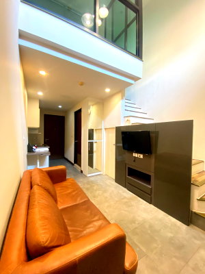 Condos for sale : Beyond Sukhumvit | Duplex 38.72 sq.m. | 7th Floor | Pool View | Owner Sale