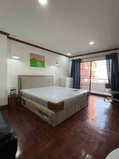 รูปภาพ P-56138 📍#คอนโดให้เช่าย่านบางนา Country Complex ชั้น 13 ห้องสตูดิโอ เฟอร์ครบ พร้อมอยู่ ใกล้ BTS บางนา Line ID: @easythaihome 085-592-2897