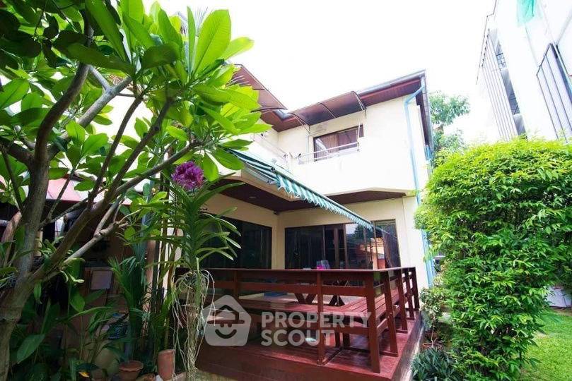 รูป บ้าน 3 ห้องนอน ขนาด 180 ตร.ม. ทำเลวังทองหลาง กรุงเทพฯ (ID 2164346) - รูปที่ 1/12