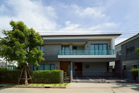 รูปภาพ Luxury House for Rent in Bangna | The City Bangna | Private Pool | Near Mega Bangna