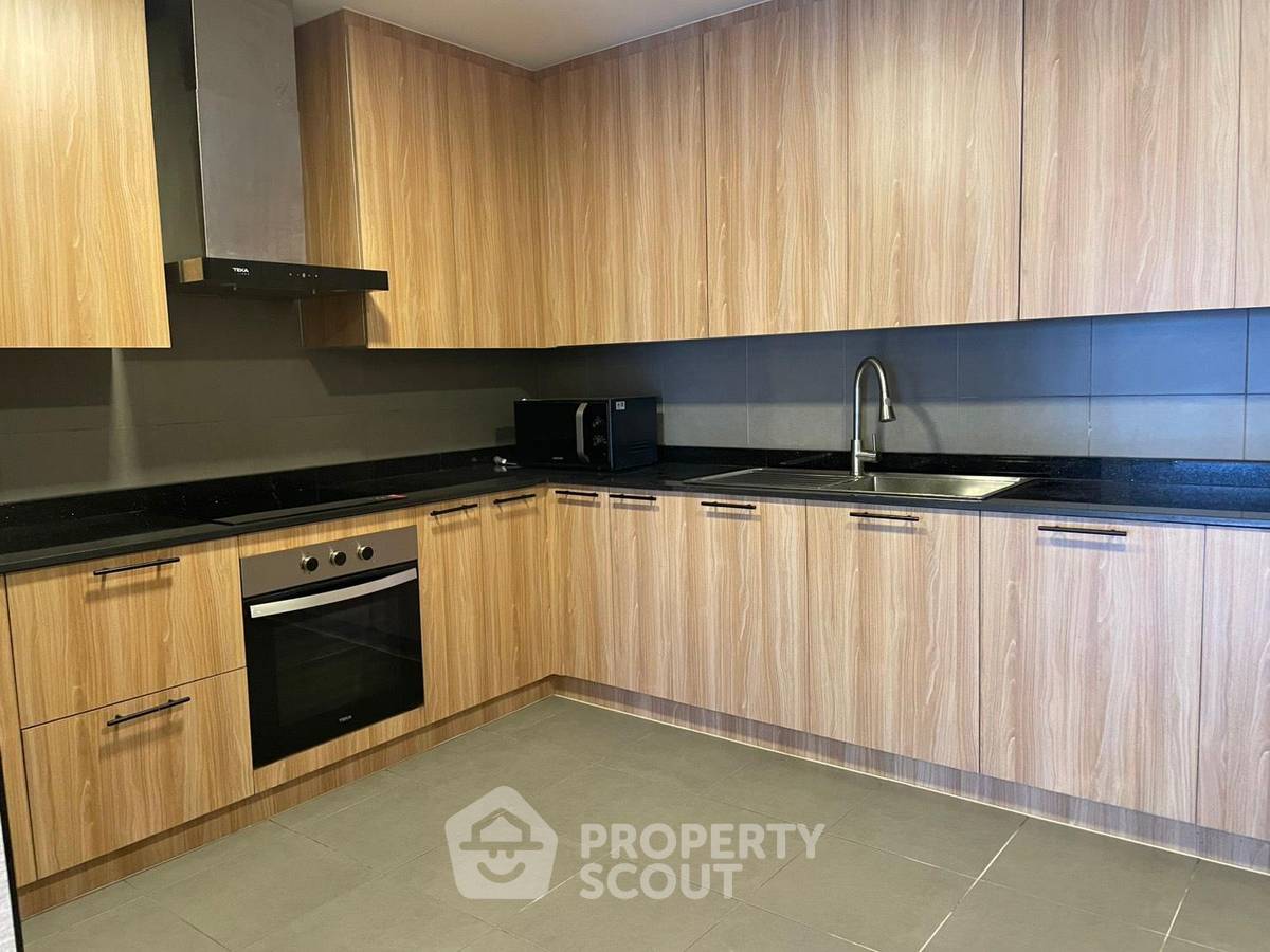 รูป คอนโด 3 ห้องนอน 215 ตร.ม. เลี้ยงสัตว์ได้ Casa Viva Condominium ใกล้ BTS เอกมัย (ID 3221906) - รูปที่ 5/11