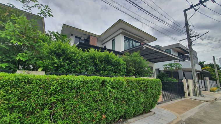 3-bed house for sale, 220 sqm, 62.2 sq wah, Baan Prinsirii Kanchanapisek - Ekkachai