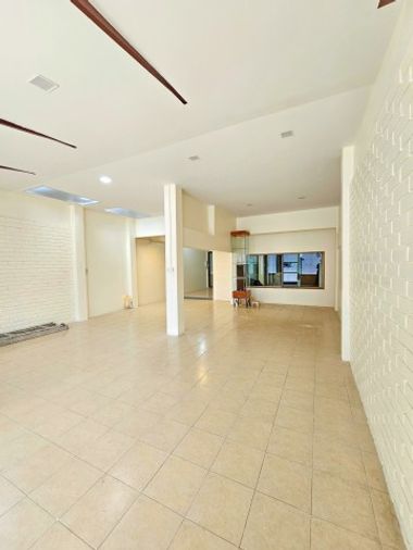 ให้เช่าทาวน์โฮม 3 ห้องนอน 200 ตร.ม. 36 ตร.ว. เขตบางเขน