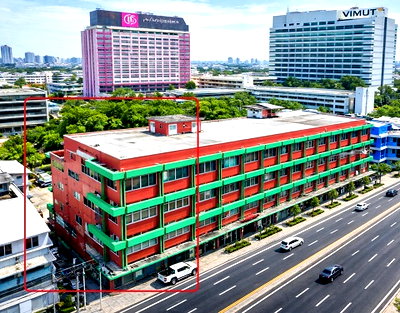 เช่าอาคารพาณิชย์ ฟอร์จูนทาวน์ : ติดกัน 28ตร.วา.อารีย์ BTS สะพานควาย 900ม. ให้เช่าอาคาร 4.5ชั้น 2คูหาหลังมุม  อินทามระ10-14ตลาดสดห้วยขวาง 1.4 กม. 448ตร.ม. ม.ศรีปทุม 4นอน