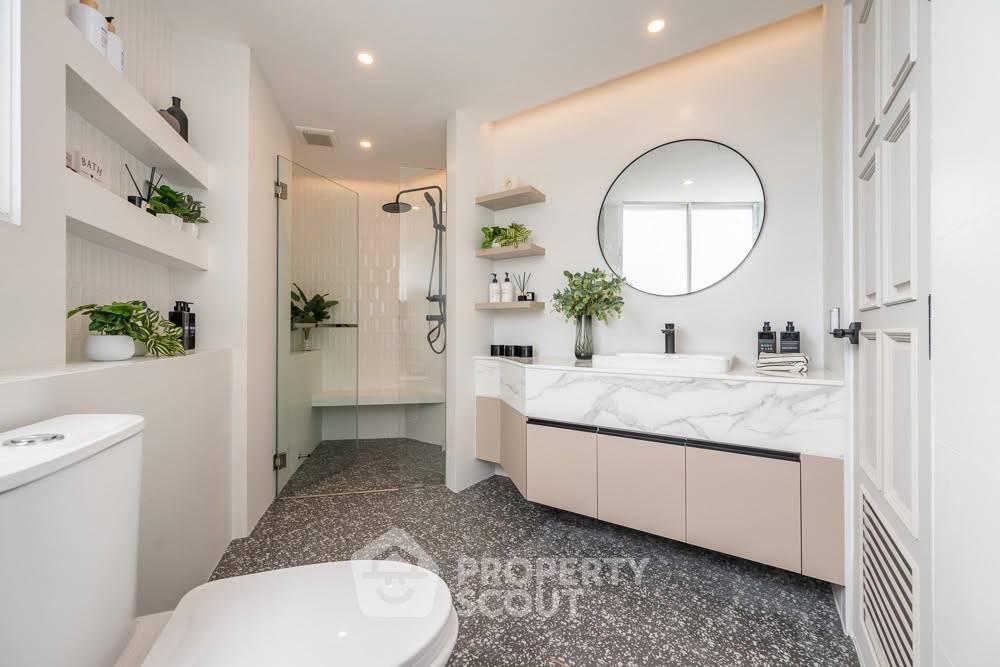 รูป 200 ม. ถึง BTS ทองหล่อ | คอนโด 3 ห้องนอน Fifty Fifth Tower Thonglor (ID 3222977) - รูปที่ 14/14