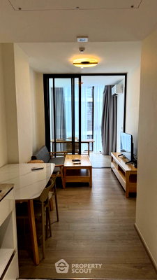 คอนโดให้เช่า : คอนโด 1-ห้องนอน ที่ ฟินน์ อโศก ใกล้ BTS อโศก (ID 3221914)