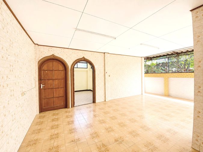 6-bed house for sale, 400 sqm, 49 sq wah, Bang Kapi