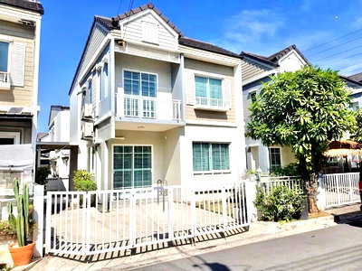 ทาวน์โฮมให้เช่า : ให้เช่าบ้าน The Village บางนา กม.8 ใกล้เมกา บางนา