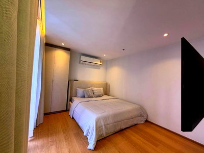 Condos for rent : P-56110 For Rent Asoke Place | 2 Bedrooms 1 Bathroom | City View | 27th Floor | Ready to Move In 📞 Line ID: @easythaihome | 085-592-2897