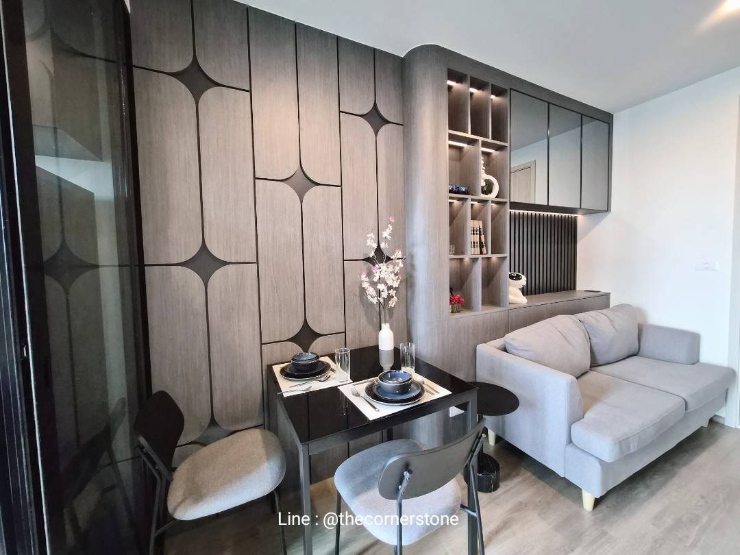 รูป ห้องสวย พร้อมให้เช่า “ 𝐍𝐮𝐞 𝐃𝐢𝐬𝐭𝐫𝐢𝐜𝐭 𝐑𝟗 “  1 ห้องนอน ครัวแยก ขนาด 30.20 ตร.ม. ชั้น 40 [260708] - รูปที่ 8/16