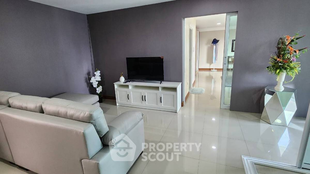 รูป คอนโด 2 ห้องนอน Grand View Condo ขายย่านบ้านอำเภอ (ID 3223282) - รูปที่ 5/9