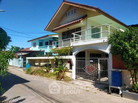บ้าน 5 ห้องนอน เลี้ยงสัตว์ได้ หมู่บ้านศรีนครพัฒนา (ID 3223819)