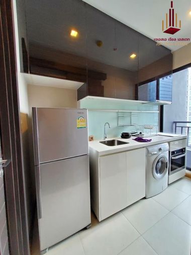 Studio condo for sale, 32 sqm, Ivy Ampio