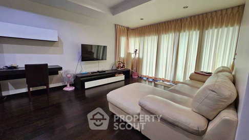 คอนโด 2 ห้องนอน ขนาด 94 ตร.ม. Sathorn Gardens ใกล้ MRT สีลม (ID 3142754)