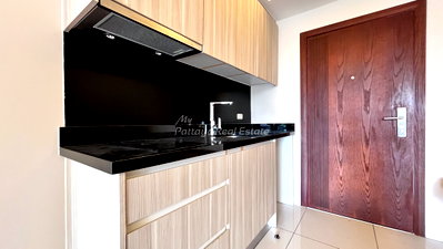 Condos for sale : 🛏️ 1 Bed - 🛁 1 Bath - 🏙️ Pool View - 🇹🇭 THAI name - 🏢 Laguna Beach Resort Jomtien - Ref: LBRJ34
