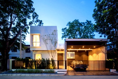Houses for rent Chiang Mai : Pool Villa in Than Dong, Luxurious Modern-Style Villa with Doi Suthep Views (Tel/Line 088-5986998)