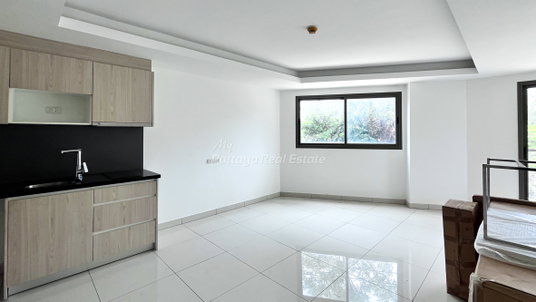 🛏️ 1 ห้องนอน - 🛁 1 ห้องน้ำ - 🏙️ City View - 🌏 ชื่อชาวต่างชาติ - 🏢 Laguna Beach Resort 2 Pattaya - รหัส: LBR2J41