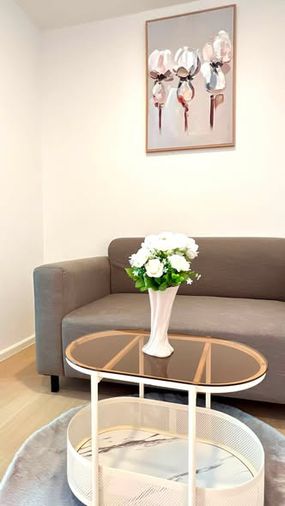 1-bed condo for rent, 31 sqm, Chewathai Hallmark Ekkamai - Raminthra