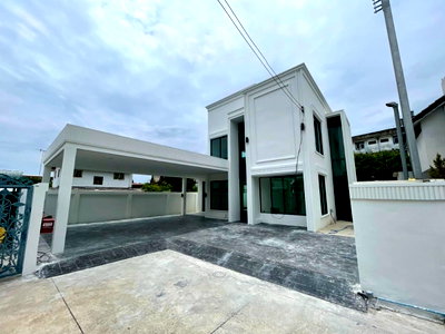 บ้านเดี่ยว กรุงเทพมหานคร : 🏡 บ้านเดี่ยวหลังมุม รีโนเวทใหม่ทั้งหลัง | รัชโยธิน – รัชดา 42