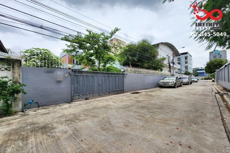 ขายบ้านเดี่ยว 2 ห้องนอน 120 ตร.ม. 104 ตร.ว. เขตจตุจักร