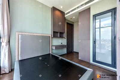 Condos for sale : The Diplomat Sathorn near BTS Surasak