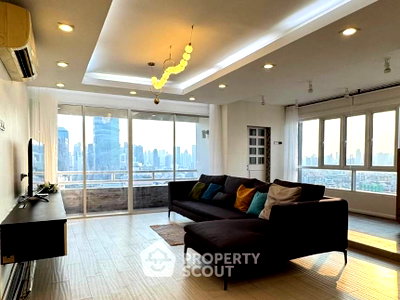 Condos for sale : 21st-Floor 3-BR At Srivara Mansion Condominium 1 Near MRT Thailand Cultural Centre (ID 3195602)